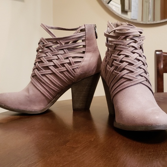 Fergalicious Shoes - 🌼 3 for $30 🌼 Fergalicious Heels